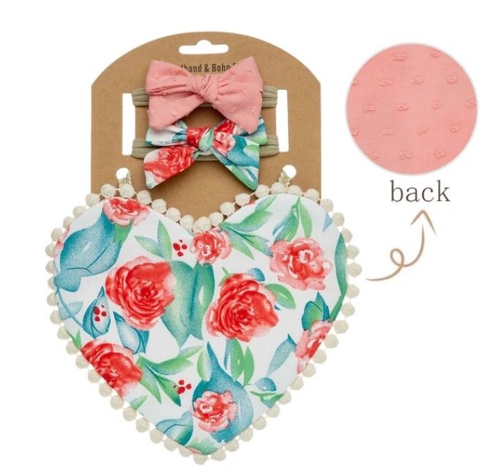Floral Heart Bib Set