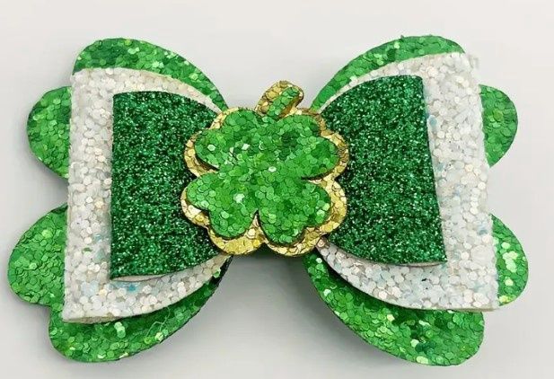 Clover Clip