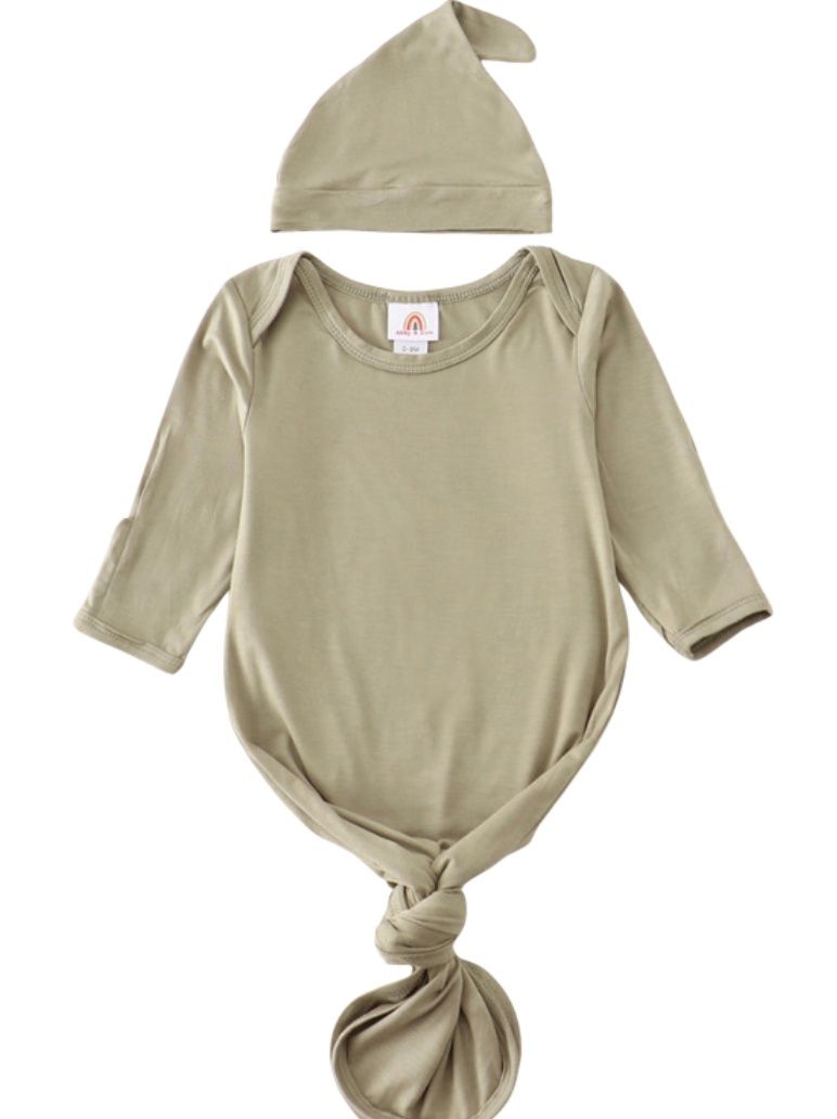 SAGE GREEN GOWN W/HAT