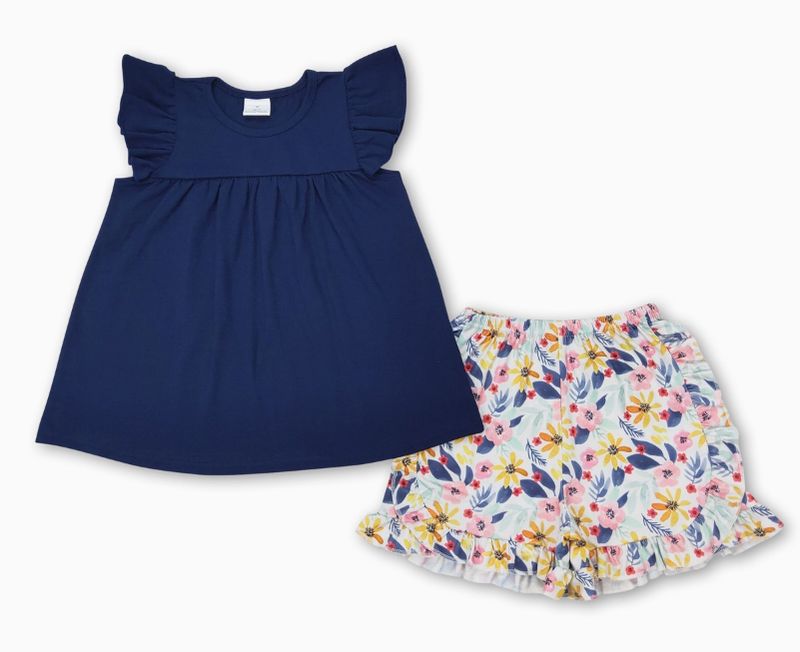 Navy Floral Shorts Outfit