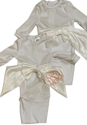 White Bow Swaddle