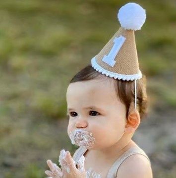 Burlap Baby&#39;s 1st Birthday Hat