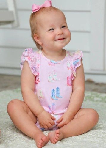 Ruehling Ruffle Bubble- Cute to Boot