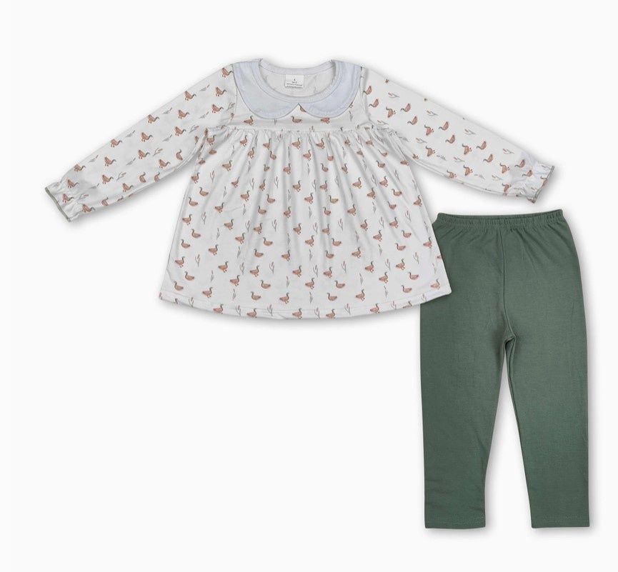 LS Peter Pan Olive Duck Outfit, Size: 2T