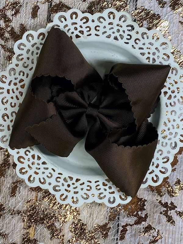 5.5" Scalloped Bow | Chocolate