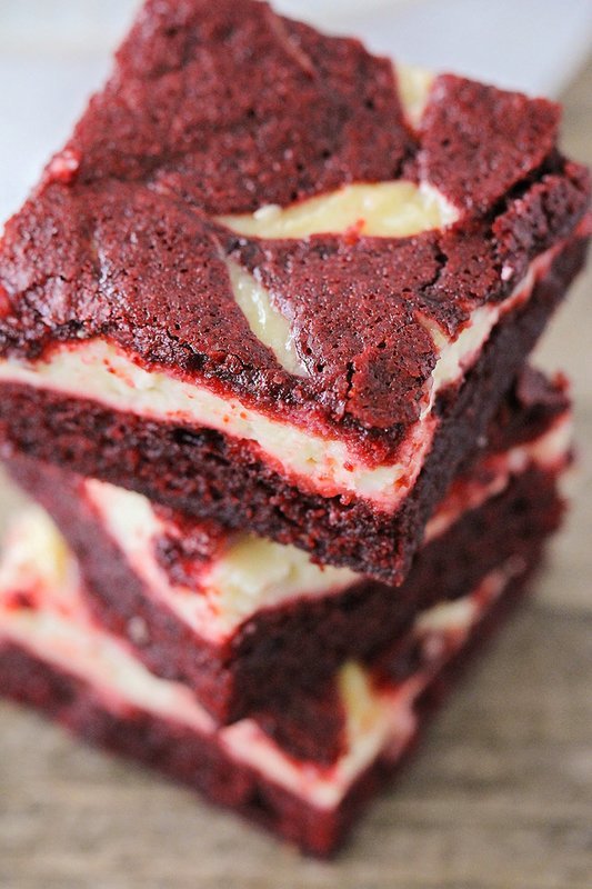 Red Velvet Cheesecake Brownie