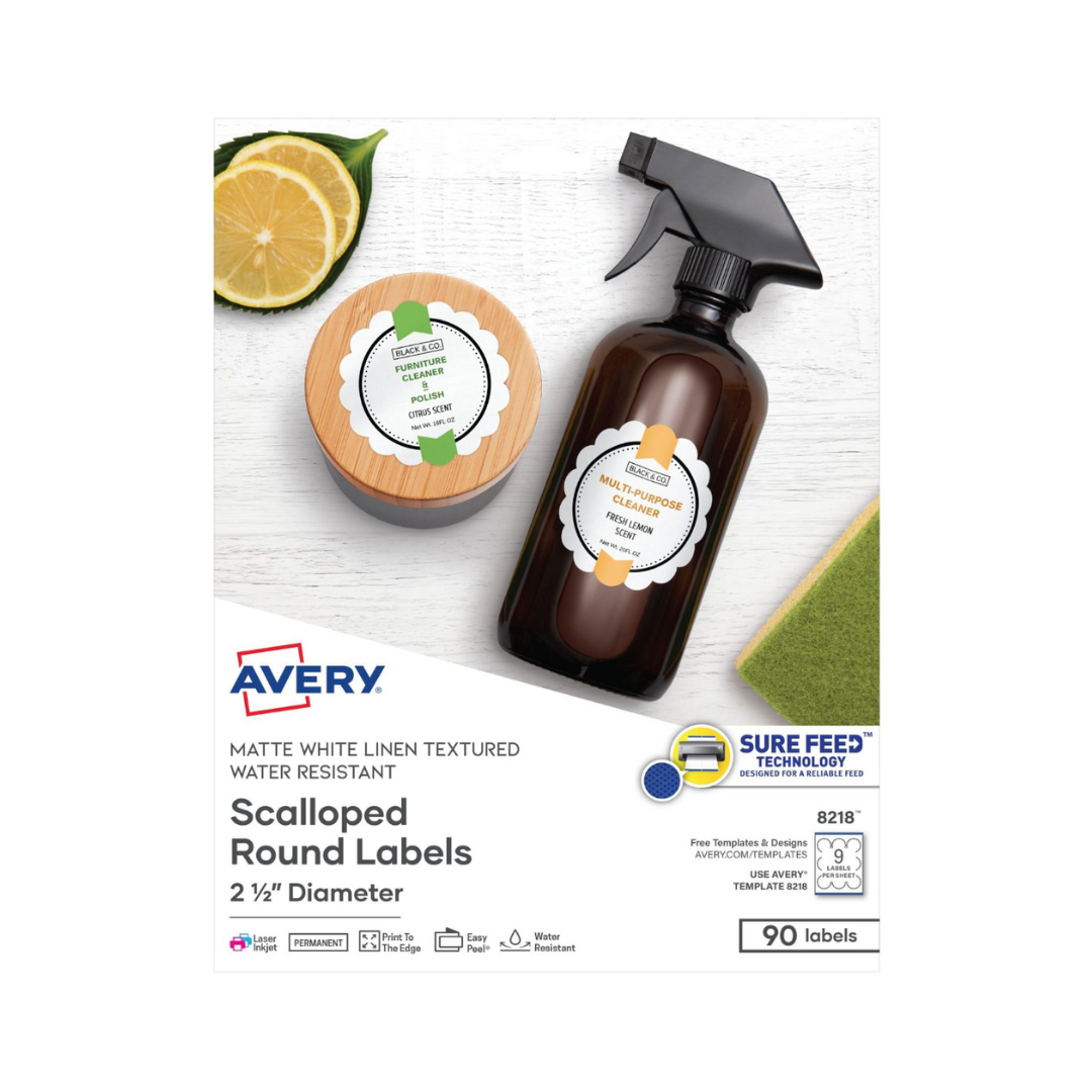 Avery® Etiquetas redondas festoneadas de 6.4 cms de diámetro con Sure Feed™, blanco mate texturizado, 90 etiquetas, adhesivo permanente (8218)
