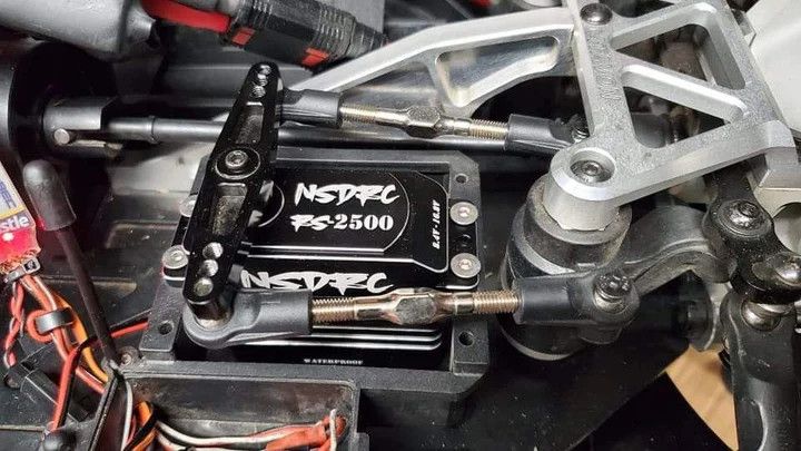 NO SUPERIOR DESIGNS RC RS2500 V2 1/5 INSANE TORQUE SERVO