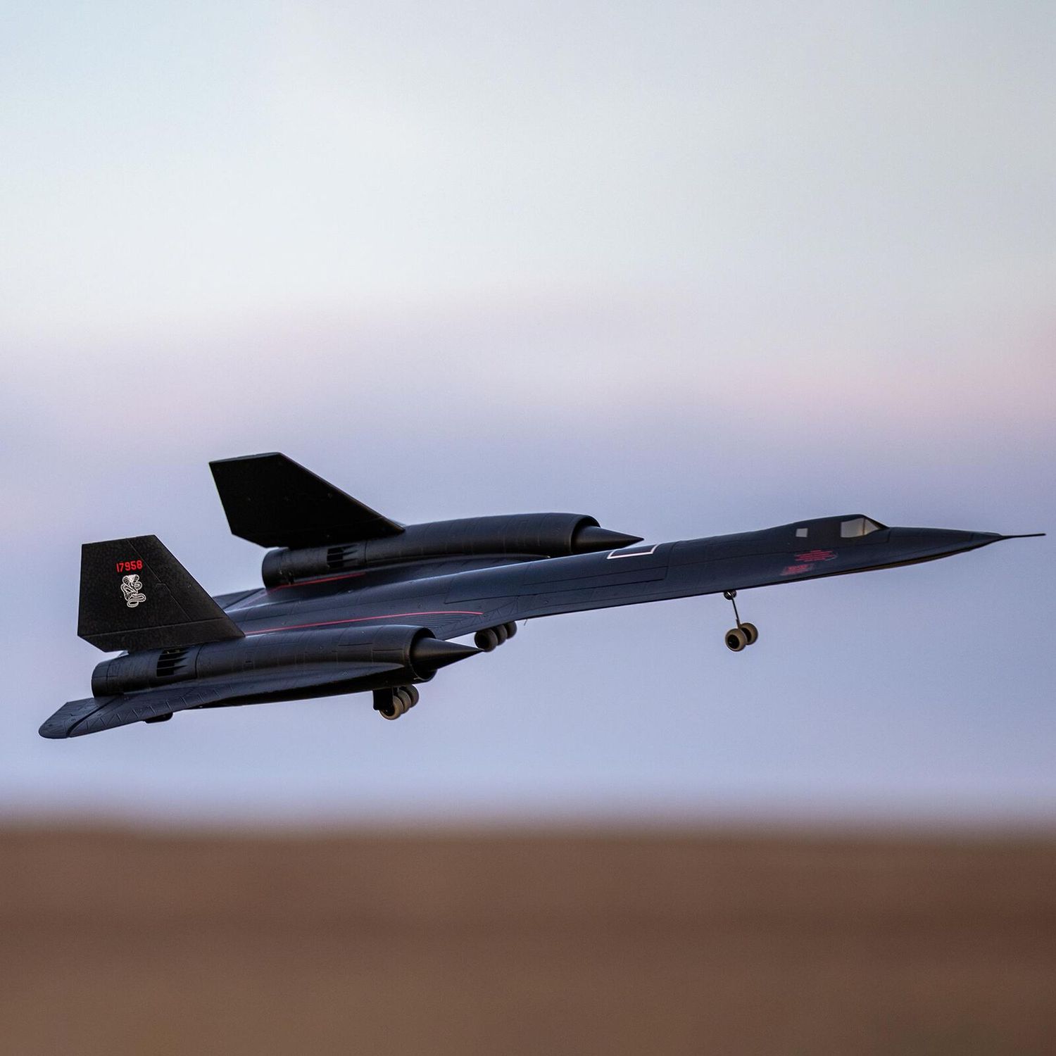 SR-71 Blackbird 40mm Twin EDF BNF Basic