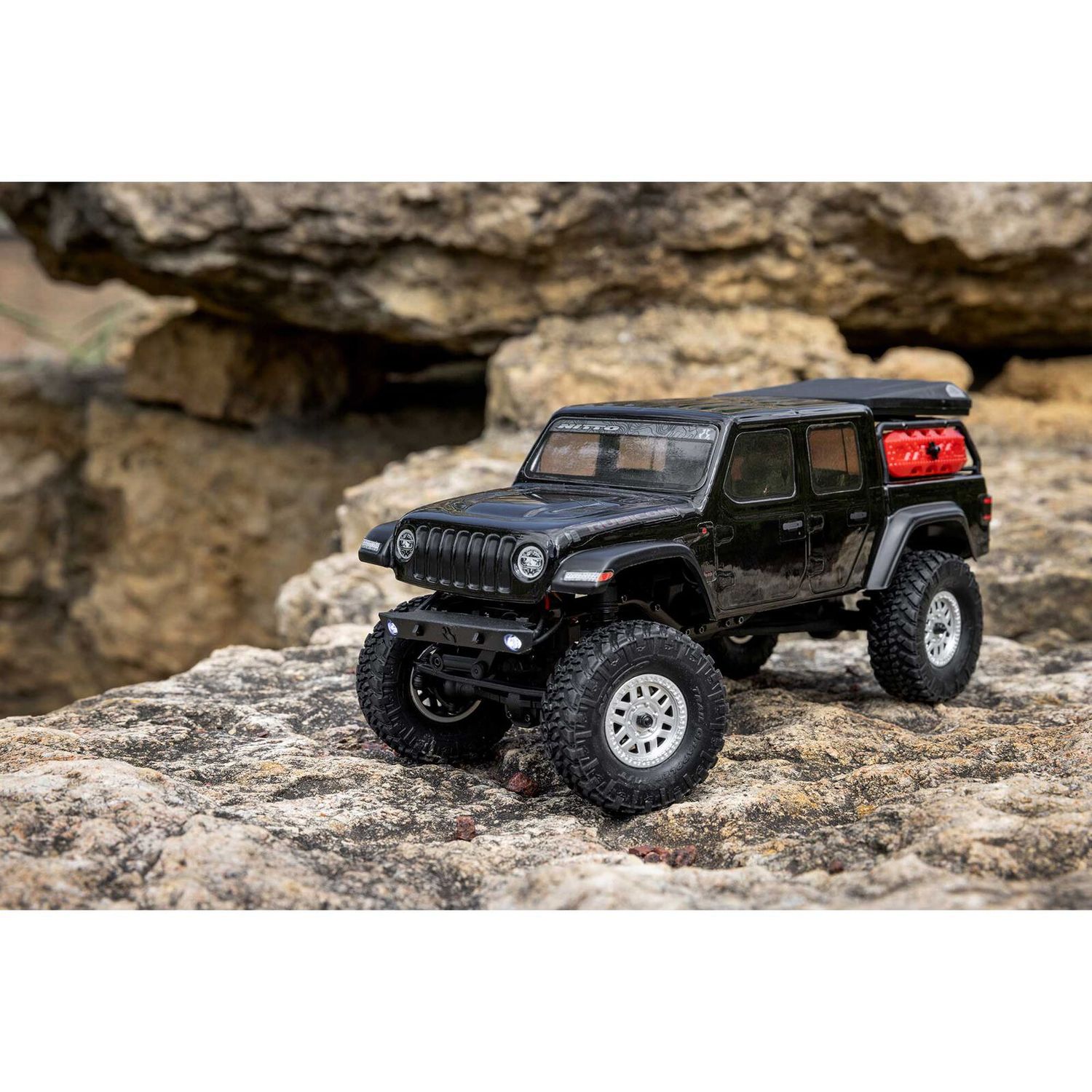1/24 SCX24 Jeep JT Gladiator 4X4 RTR Brushed Rock Crawler (Battery &amp; Charger Included), Black