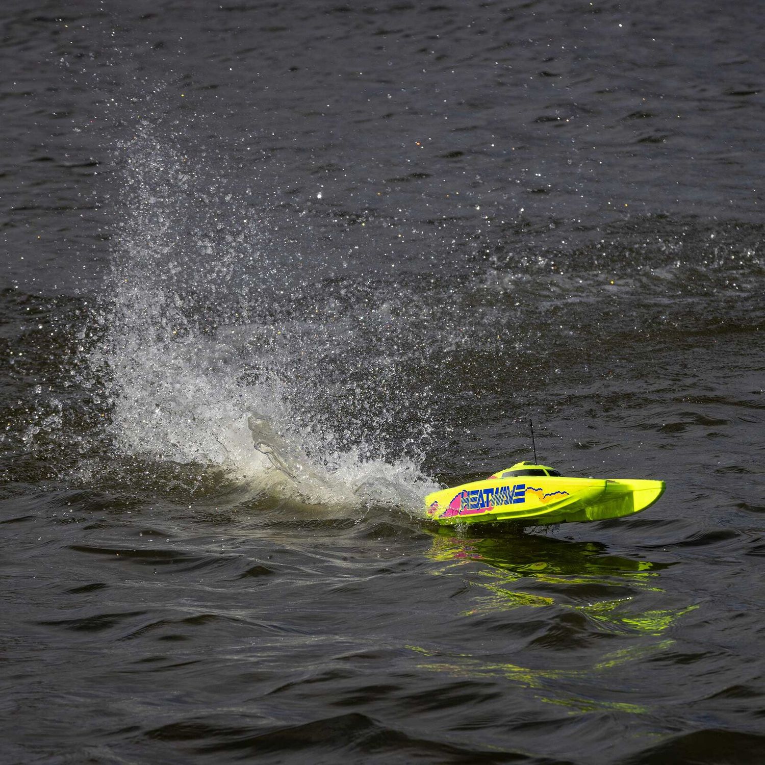 Blackjack 24&quot; V2 Catamaran Brushless, Heat Wave Visual: RTR