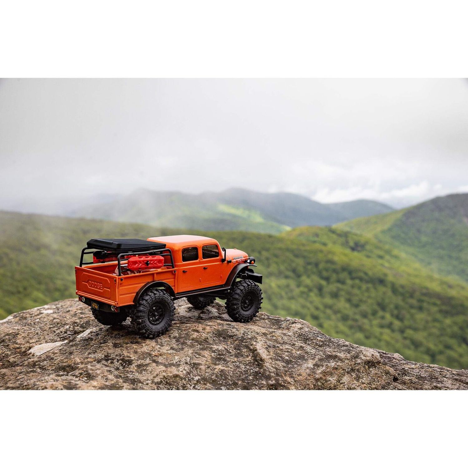 SCX24 40&#39;s 4 Door Dodge Power Wagon, Orange:1/24 4WD-RTR