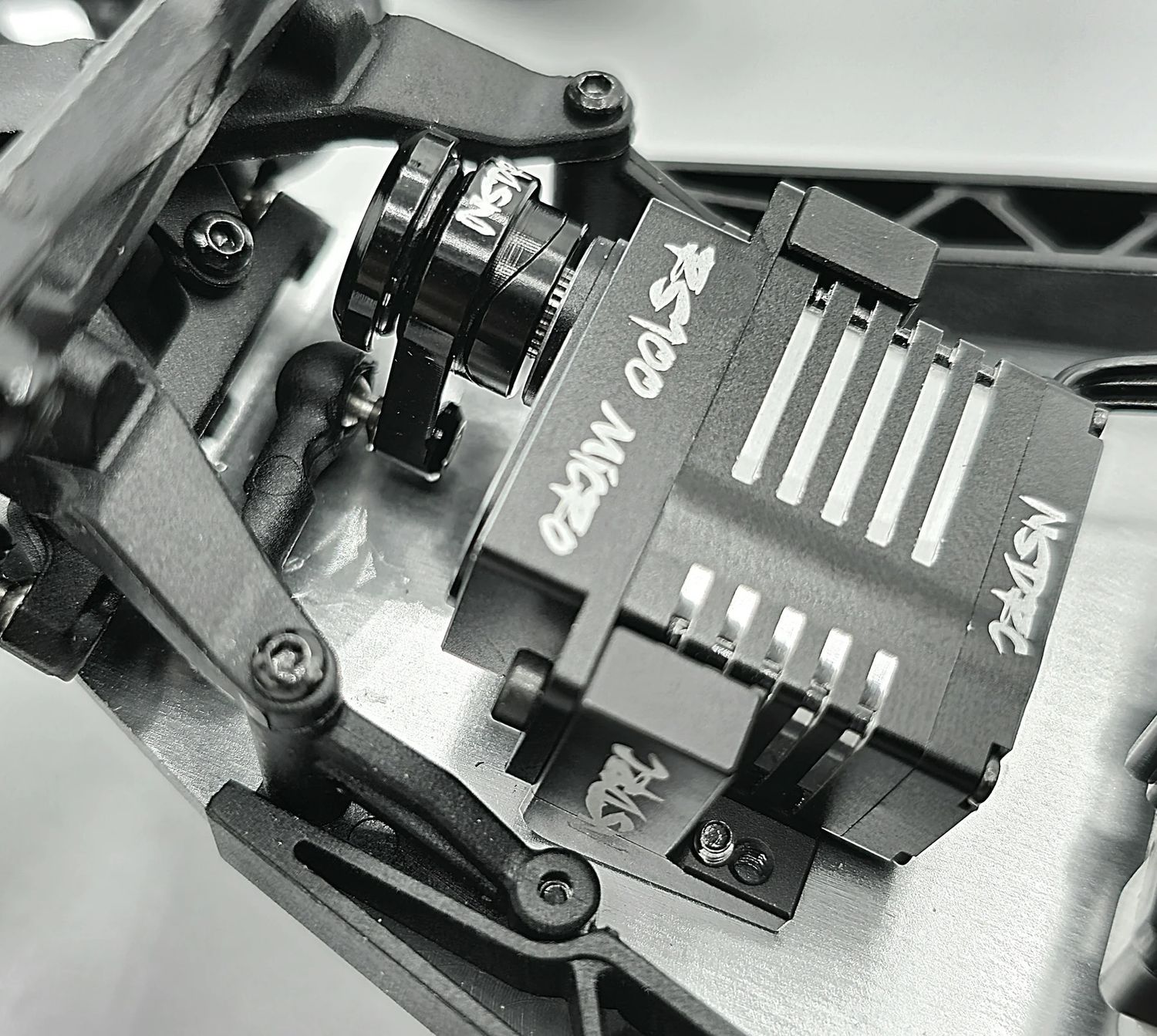 Micro Servo Saver (Losi Mini-B/T)