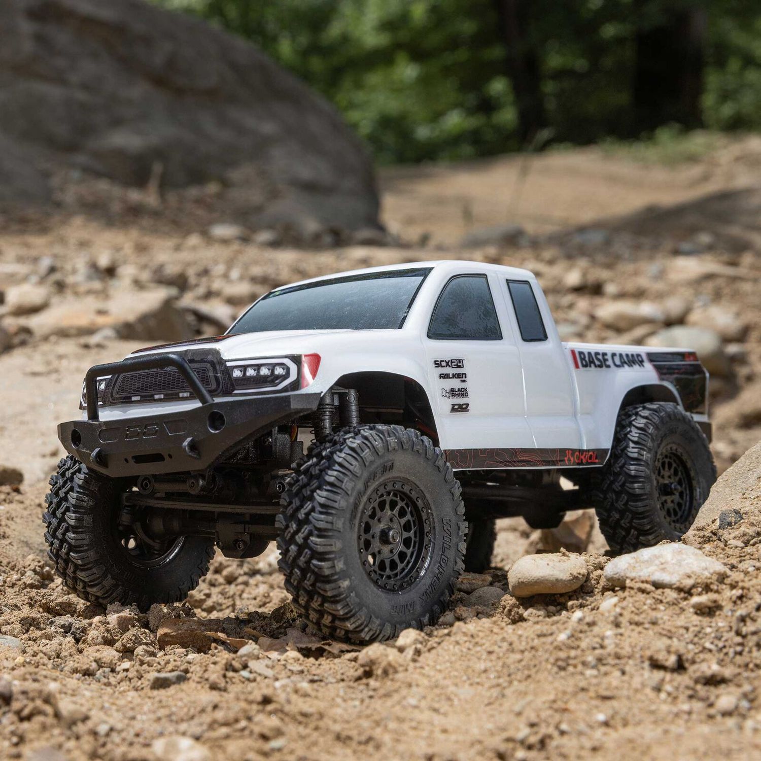 1/24 SCX24 Base Camp 4X4 RTR Brushed Rock Crawler (Battery &amp; Charger Included), White