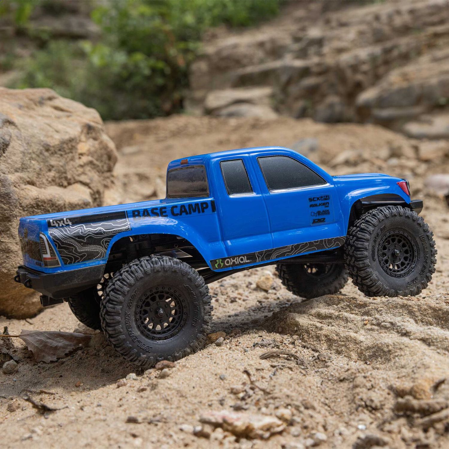 1/24 SCX24 Base Camp 4X4 RTR Brushed Rock Crawler (Battery &amp; Charger Included), Blue