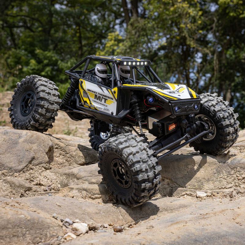 1/18 UTB18 Capra 4WS 4X4 RTR Brushed Rock Crawler (Battery &amp; Charger Included), Yellow