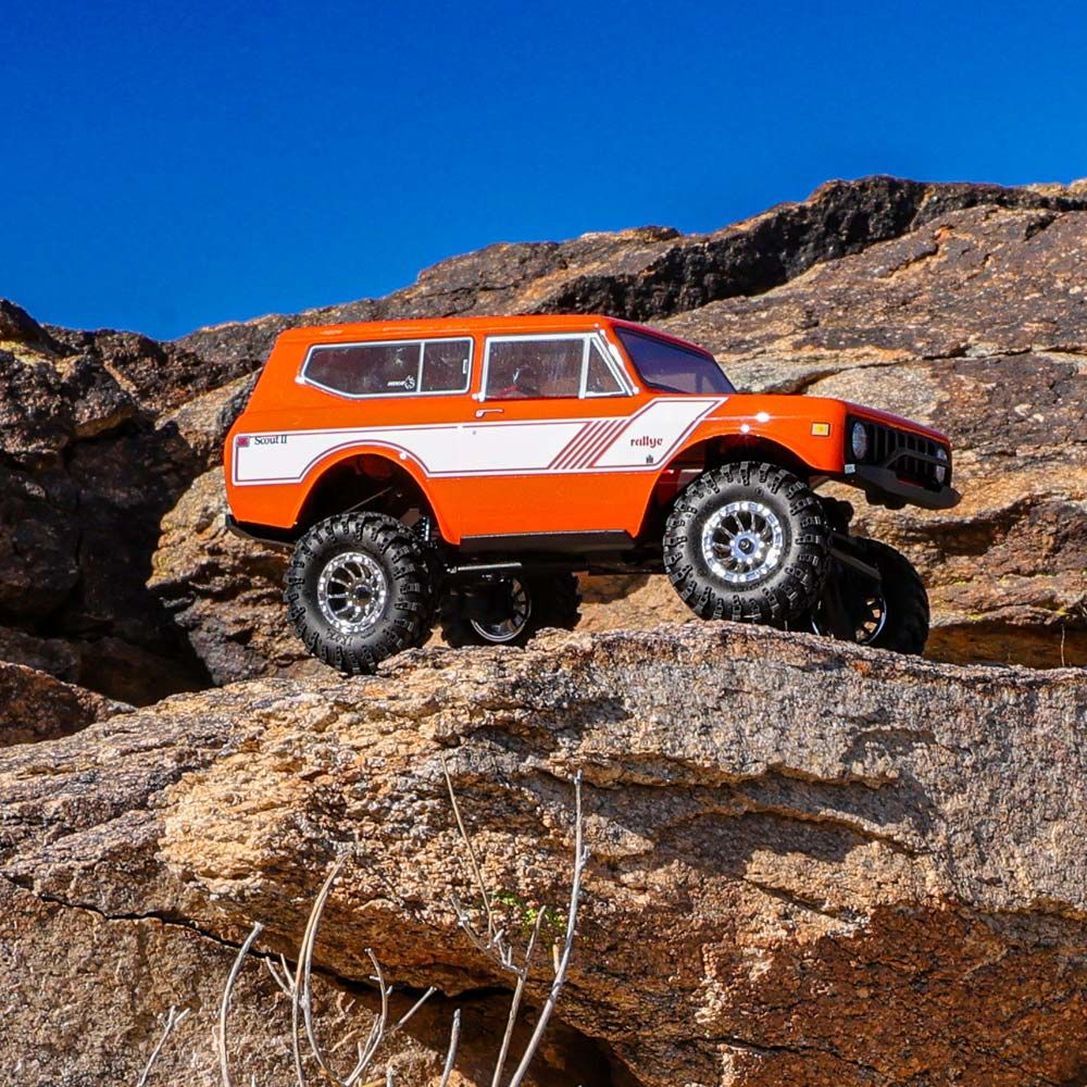 1/18 Ascent-18 International Scout II Rock Crawler, Orange