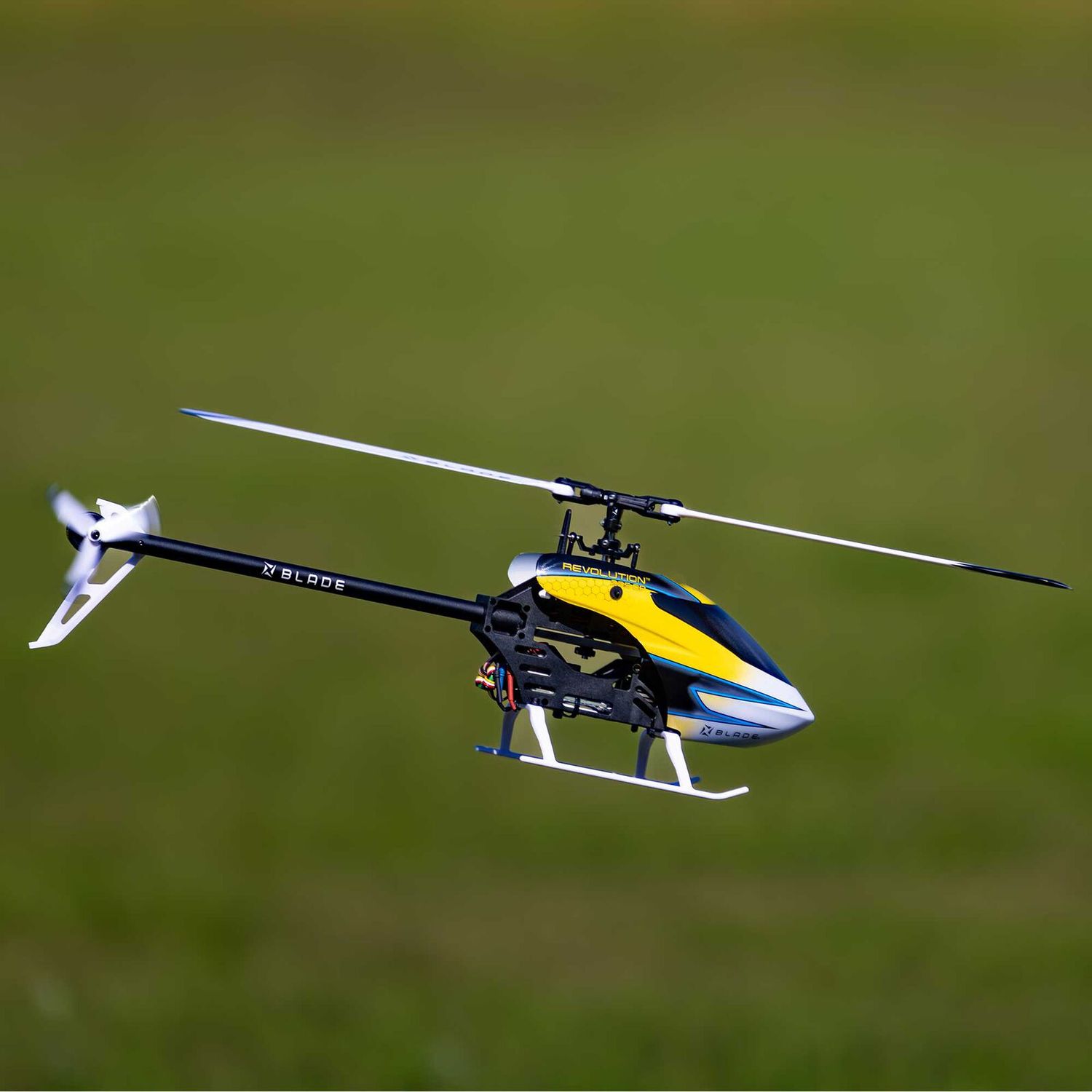 Blade Revolution 235 CP RTF Basic with SAFE