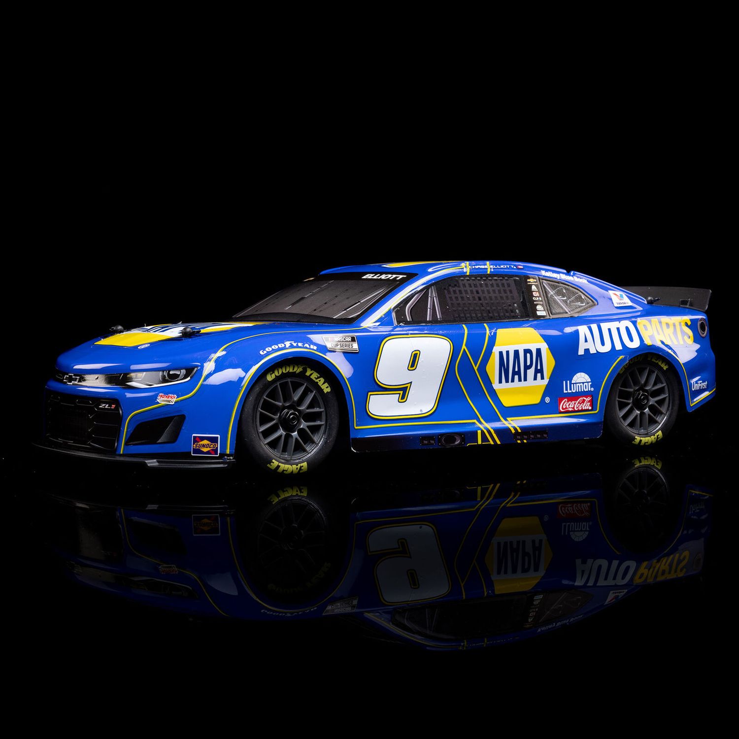 1/12 NASCAR RC Racecar Chase Elliott No. 9 2025 NAPA Chevrolet Camaro ZL1 2S AWD Brushed On-Road (Battery &amp; Charger Included), Blue