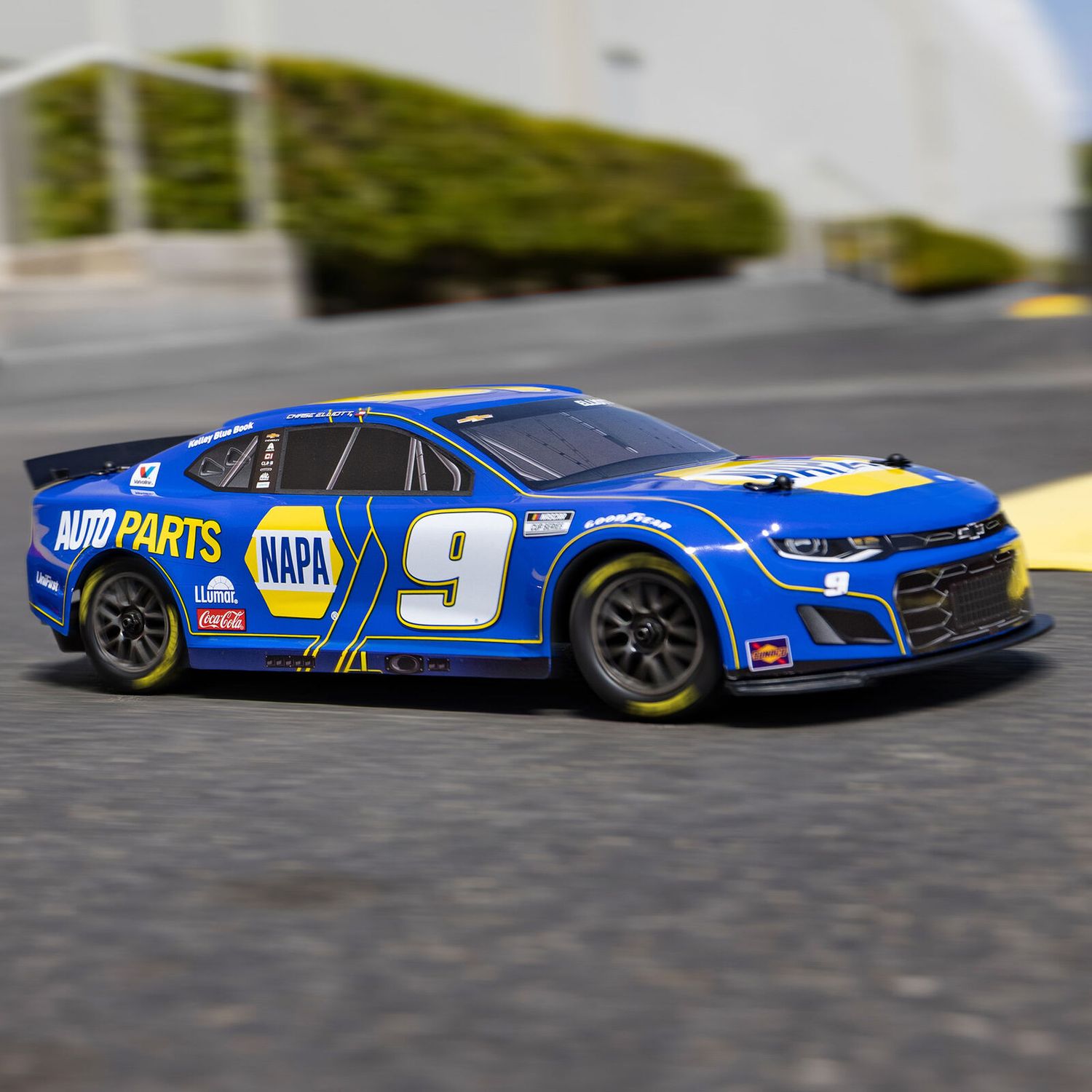 1/12 NASCAR RC Racecar Chase Elliott No. 9 2025 NAPA Chevrolet Camaro ZL1 2S AWD Brushed On-Road (Battery &amp; Charger Included), Blue
