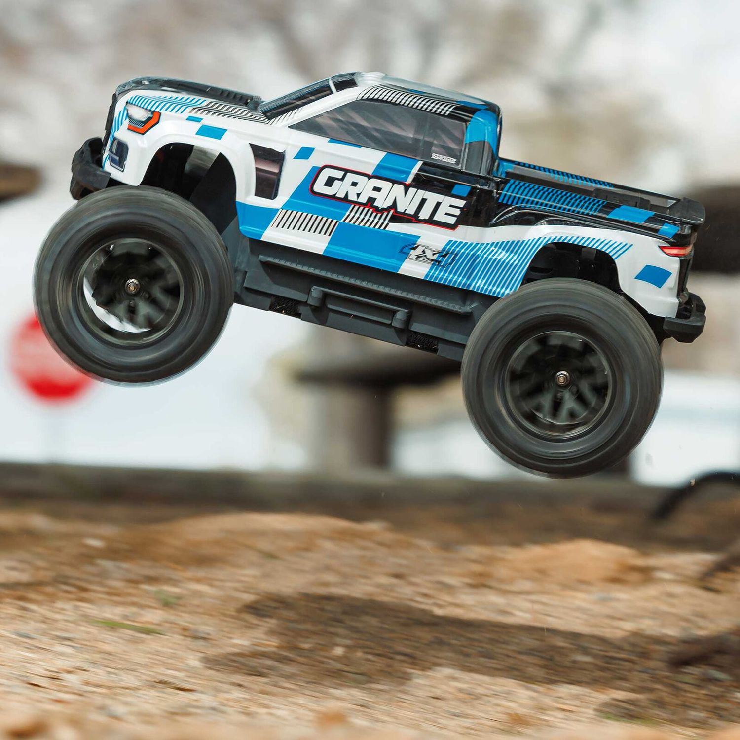 1/10 GRANITE 4X4 RTR Brushed Monster Truck, Blue