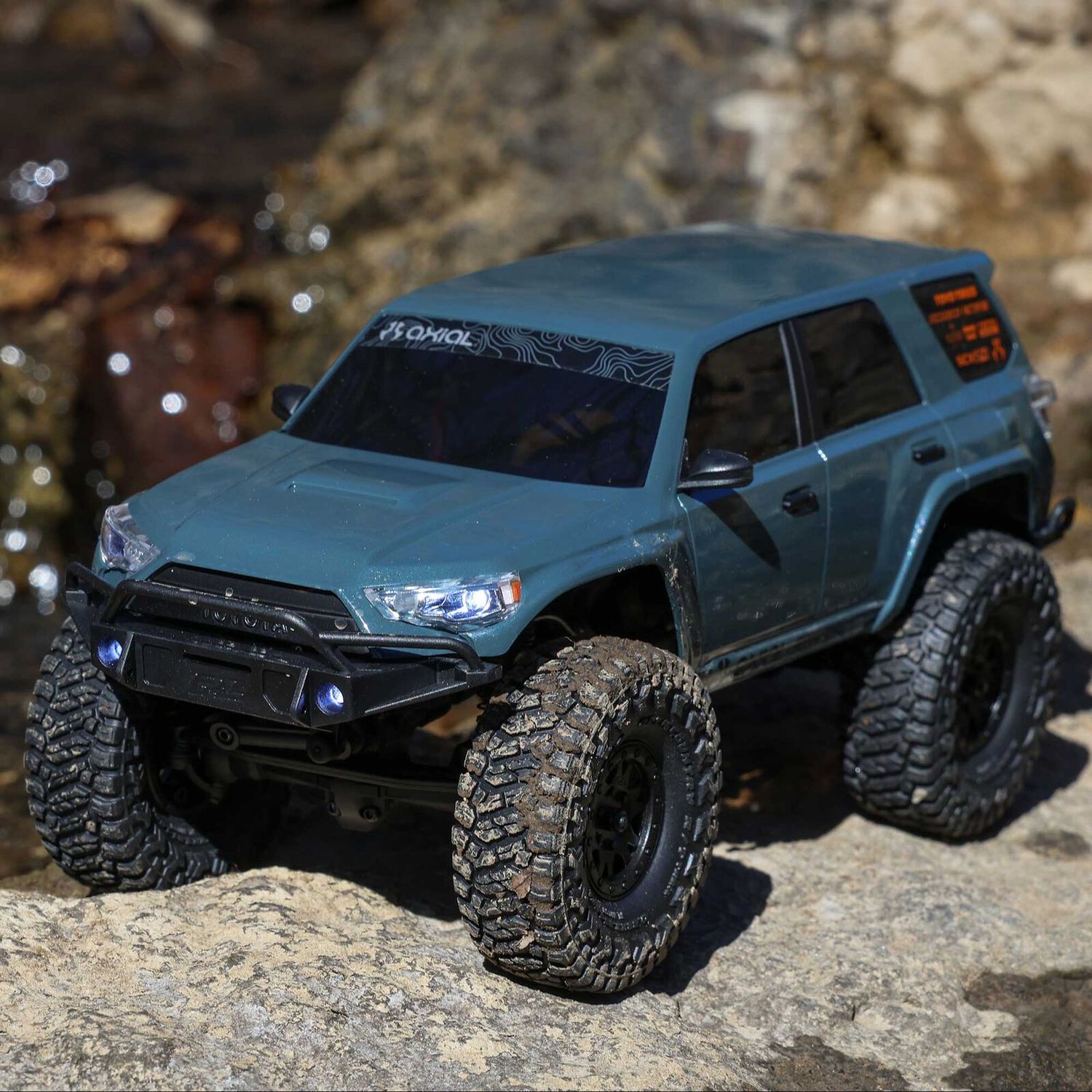 1/24 SCX24 Toyota 4Runner 4X4 RTR Brushed Rock Crawler (Battery &amp; Charger Included), Gray