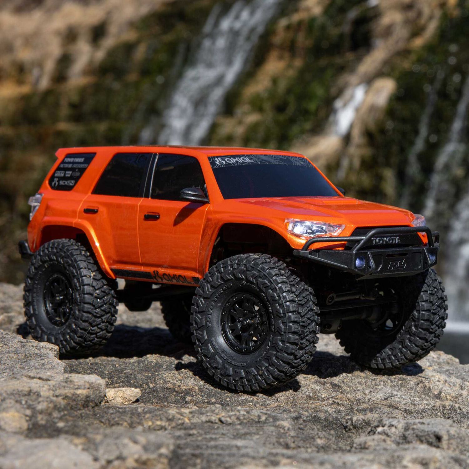 1/24 SCX24 Toyota 4Runner 4X4 RTR Brushed Rock Crawler (Battery &amp; Charger Included), Orange