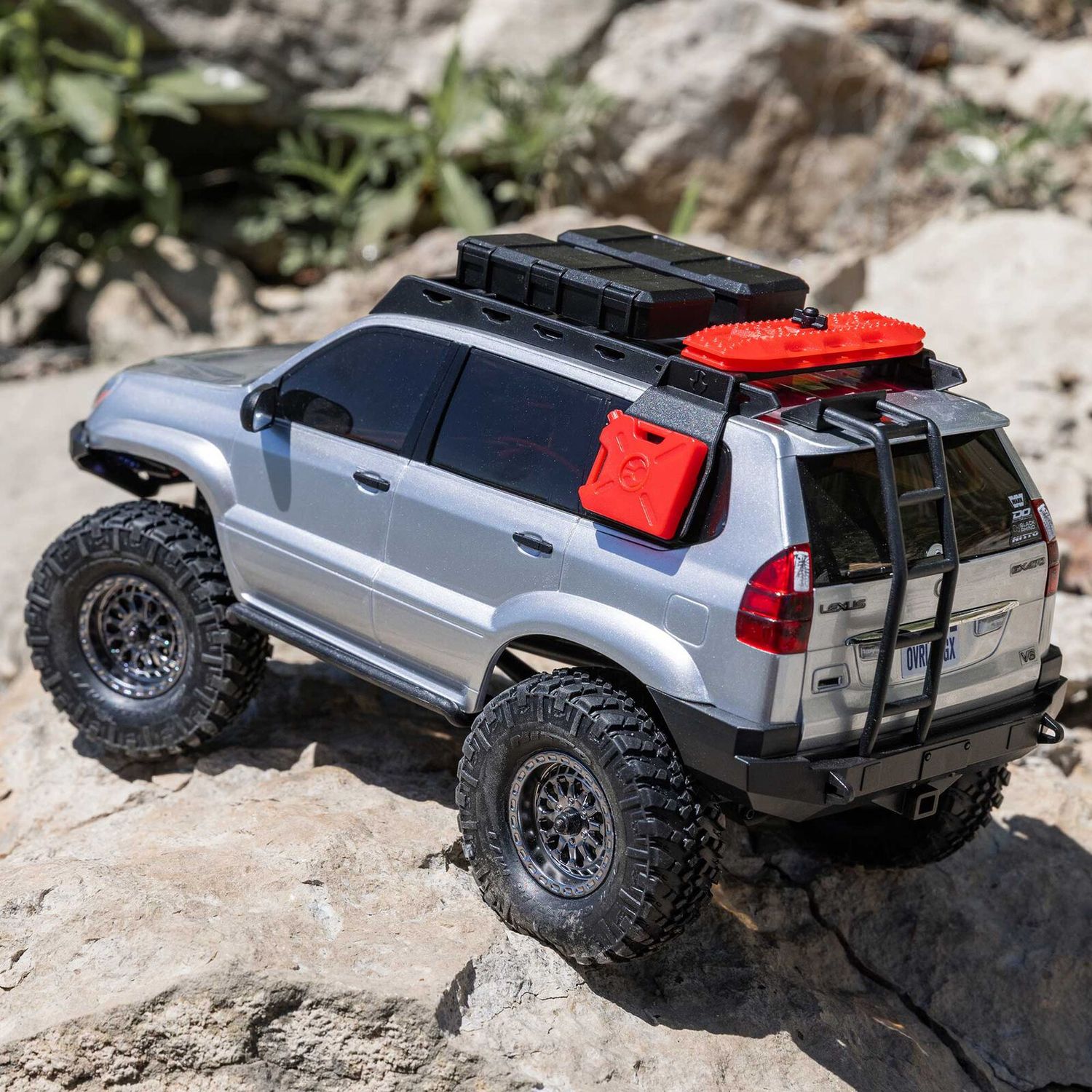 1/24 SCX24 Lexus GX 470 4X4 RTR Brushed Rock Crawler (Battery &amp; Charger Included), Silver
