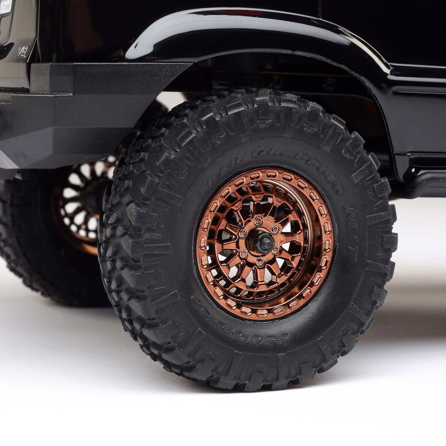 1/24 SCX24 Lexus GX 470 4X4 RTR Brushed Rock Crawler (Battery &amp; Charger Included), Black