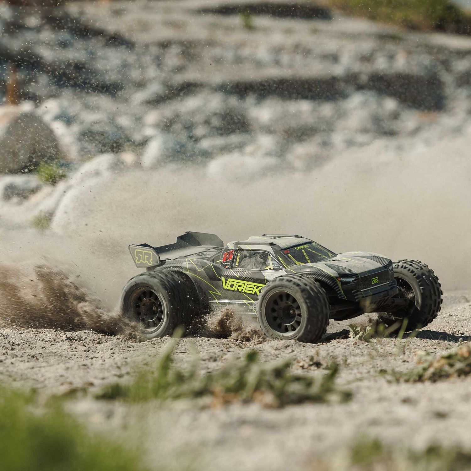 1/10 VORTEKS 223S DSC 2WD RTR Brushless Stadium Truck, Yellow