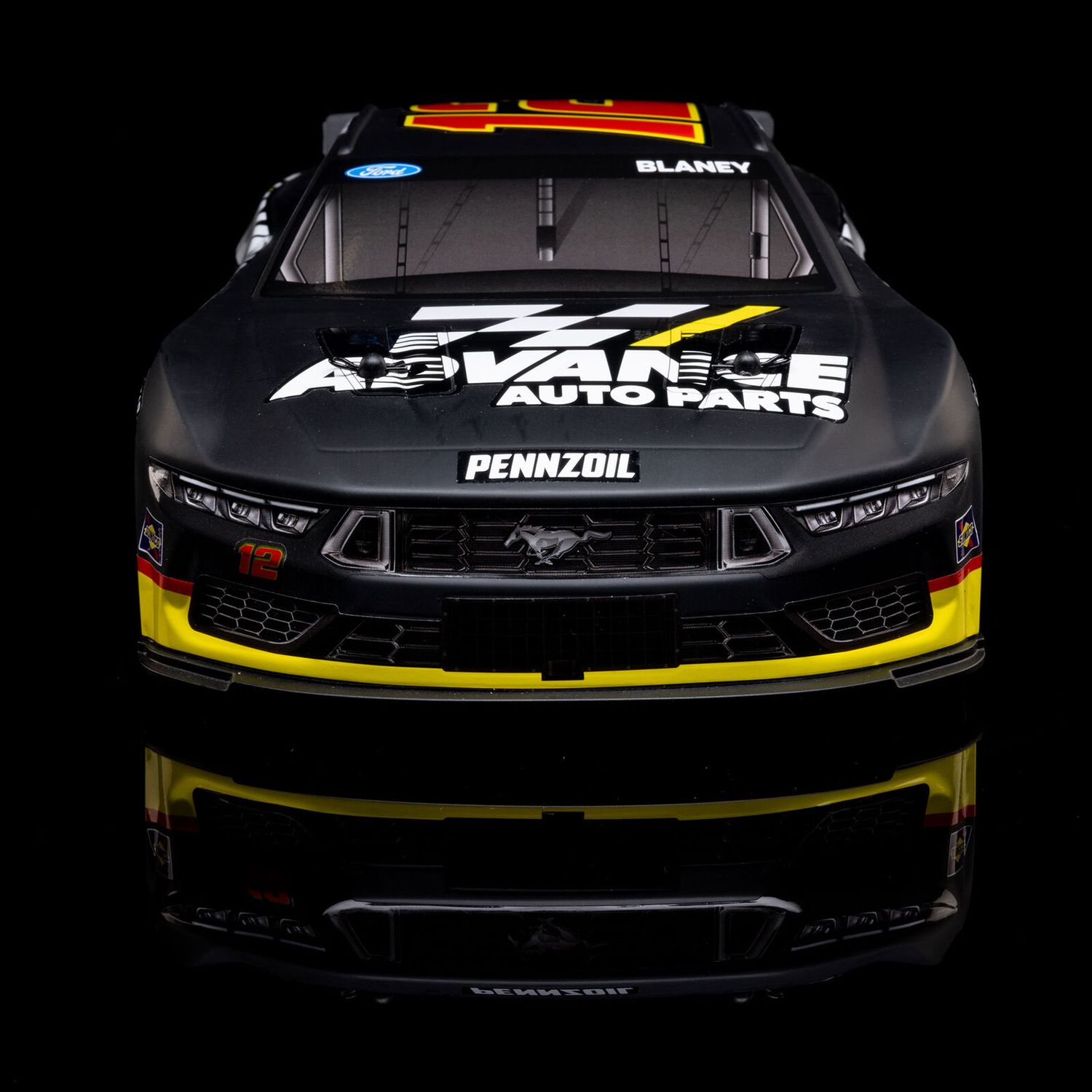 1/12 NASCAR RC Racecar Ryan Blaney No. 12 2025 Advance Auto Ford Mustang 2S AWD RTR Brushed On-Road (Battery &amp; Charger included, Black