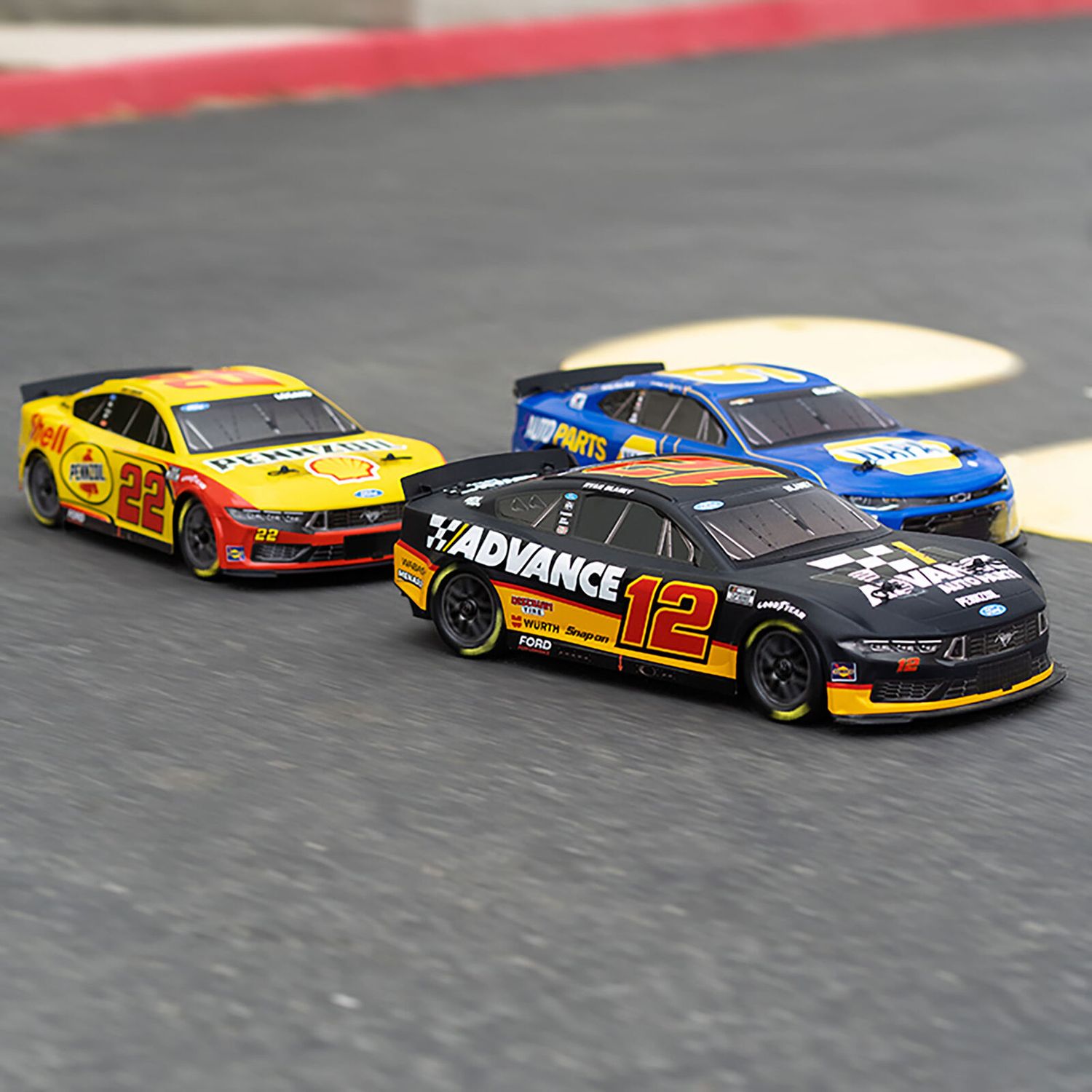 1/12 NASCAR RC Racecar Ryan Blaney No. 12 2025 Advance Auto Ford Mustang 2S AWD RTR Brushed On-Road (Battery &amp; Charger included, Black