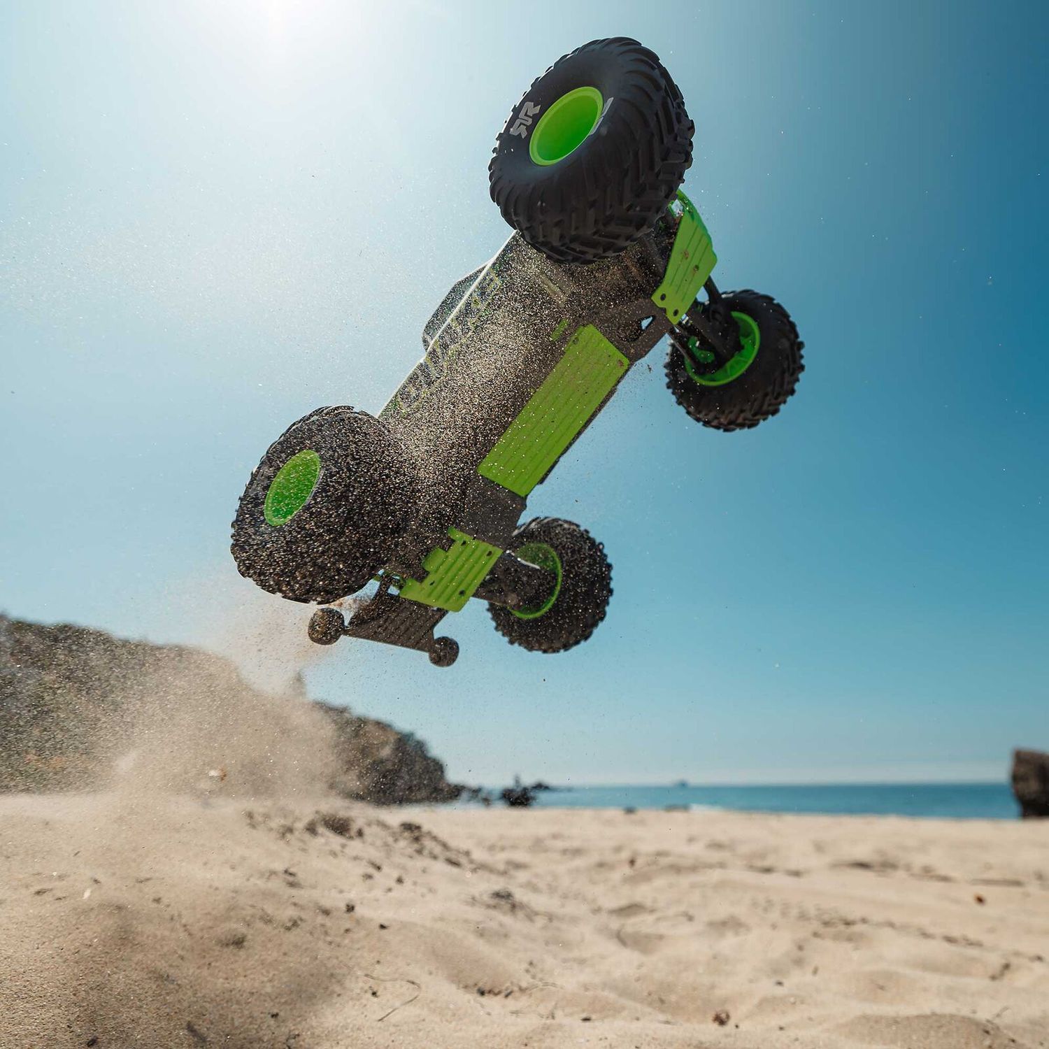 1/10 QUAKE 223S 2WD RTR Brushless Monster Truck, Green