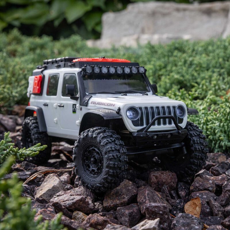 1/30 SCX30 Jeep Wrangler JLU 4X4 RTR Brushed Rock Crawler (Battery &amp; Charger Included), White