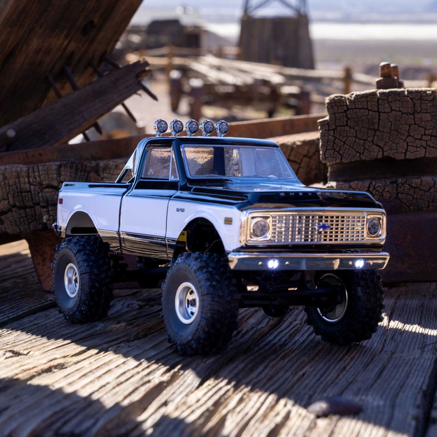 1/24 SCX24 1971 Chevrolet C10 4WD Truck RTR, Black