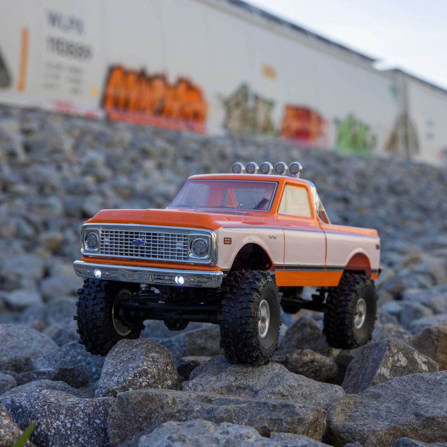 1/24 SCX24 1971 Chevrolet C10 4WD Truck RTR, Orange
