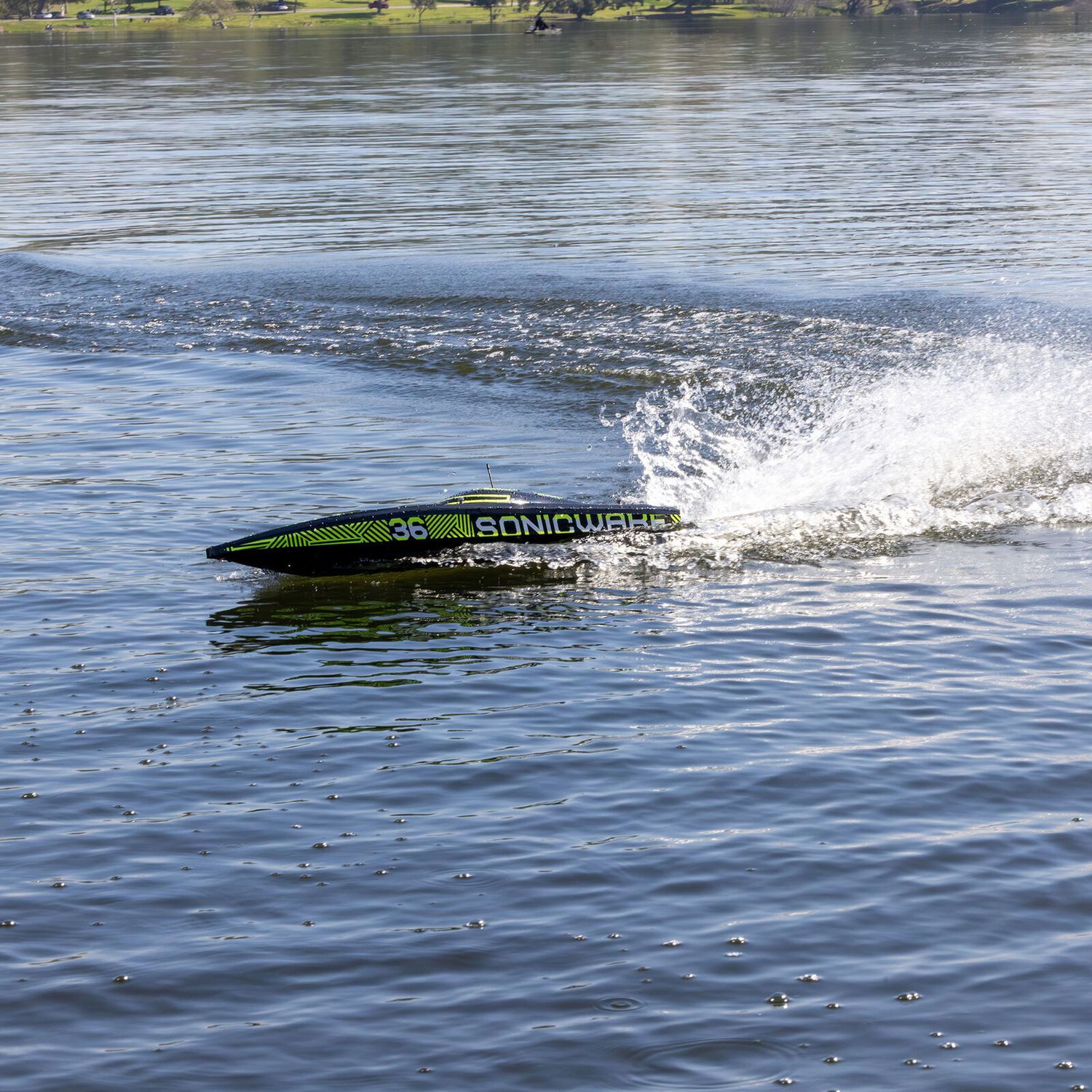 Sonicwake 36" V3, Self-Righting V-Hull Boat RTR, Black Hull