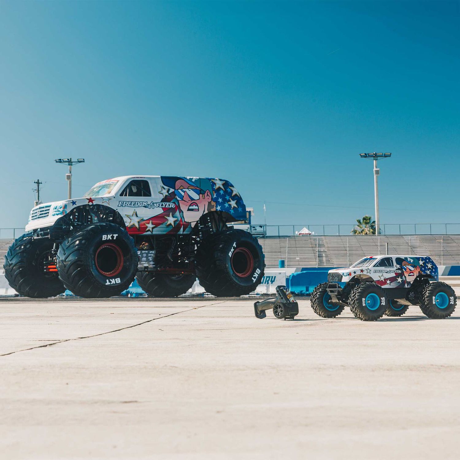 1/10 FREEDOM FLYER 223S 2WD RTR Brushless Monster Truck (Battery &amp; Charger Included)