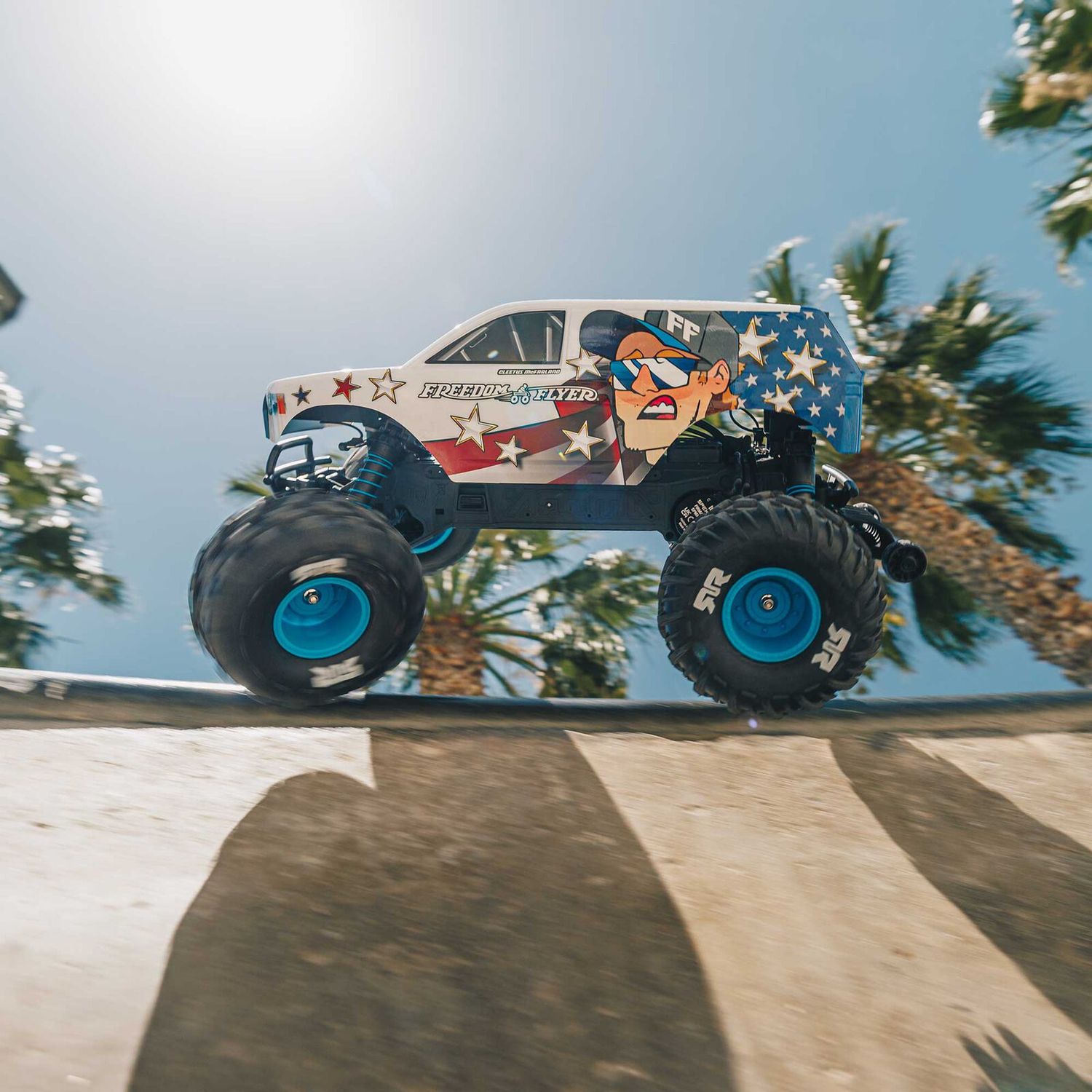 1/10 FREEDOM FLYER 223S 2WD RTR Brushless Monster Truck (Battery &amp; Charger Included)