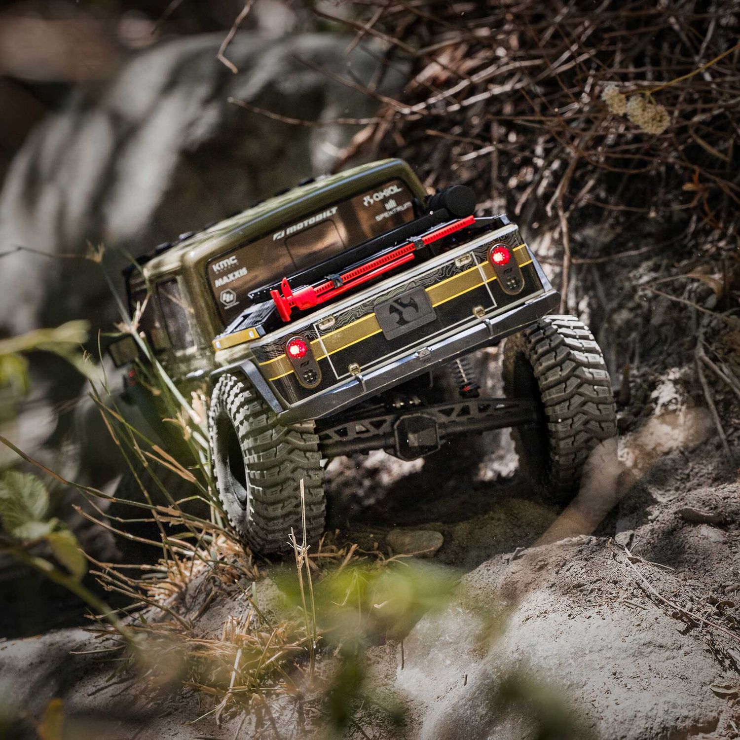 1/10 Axial SCX10 III Jeep JT Gladiator 4X4 RTR Brushed Rock Crawler, Green