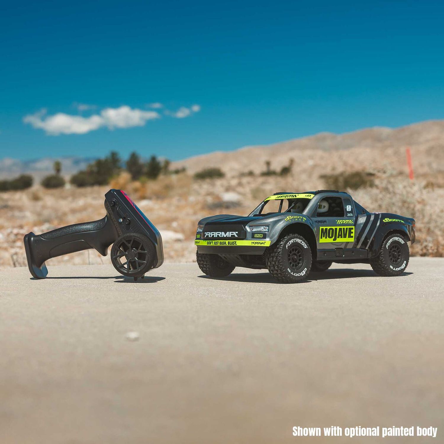1/16 MOJAVE GROM 4X4 RTA KIT Brushed Desert Truck (Battery &amp; Charger Included), Clear/Black