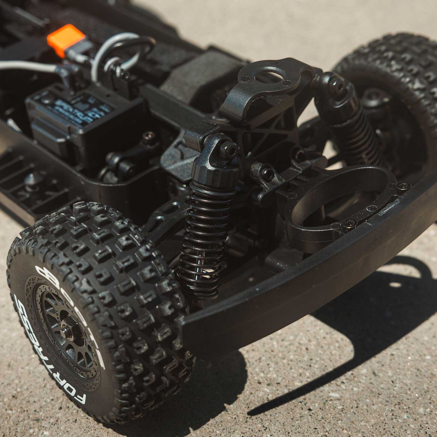 1/16 MOJAVE GROM 4X4 RTA KIT Brushed Desert Truck (Battery &amp; Charger Included), Clear/Black