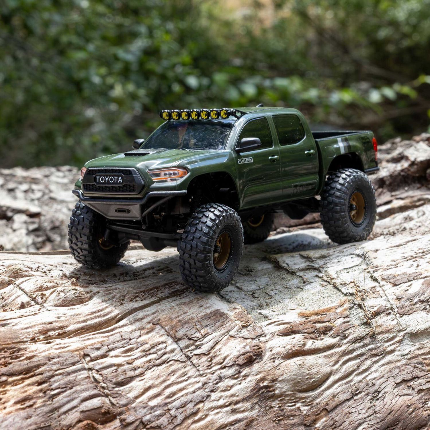 1/30 SCX30 Toyota Tacoma 4X4 RTR Brushed Rock Crawler (Battery &amp; Charger Included), Extreme Off-Road