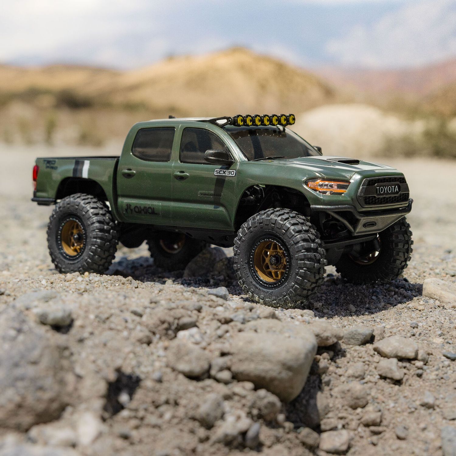 1/30 SCX30 Toyota Tacoma 4X4 RTR Brushed Rock Crawler (Battery &amp; Charger Included), Extreme Off-Road