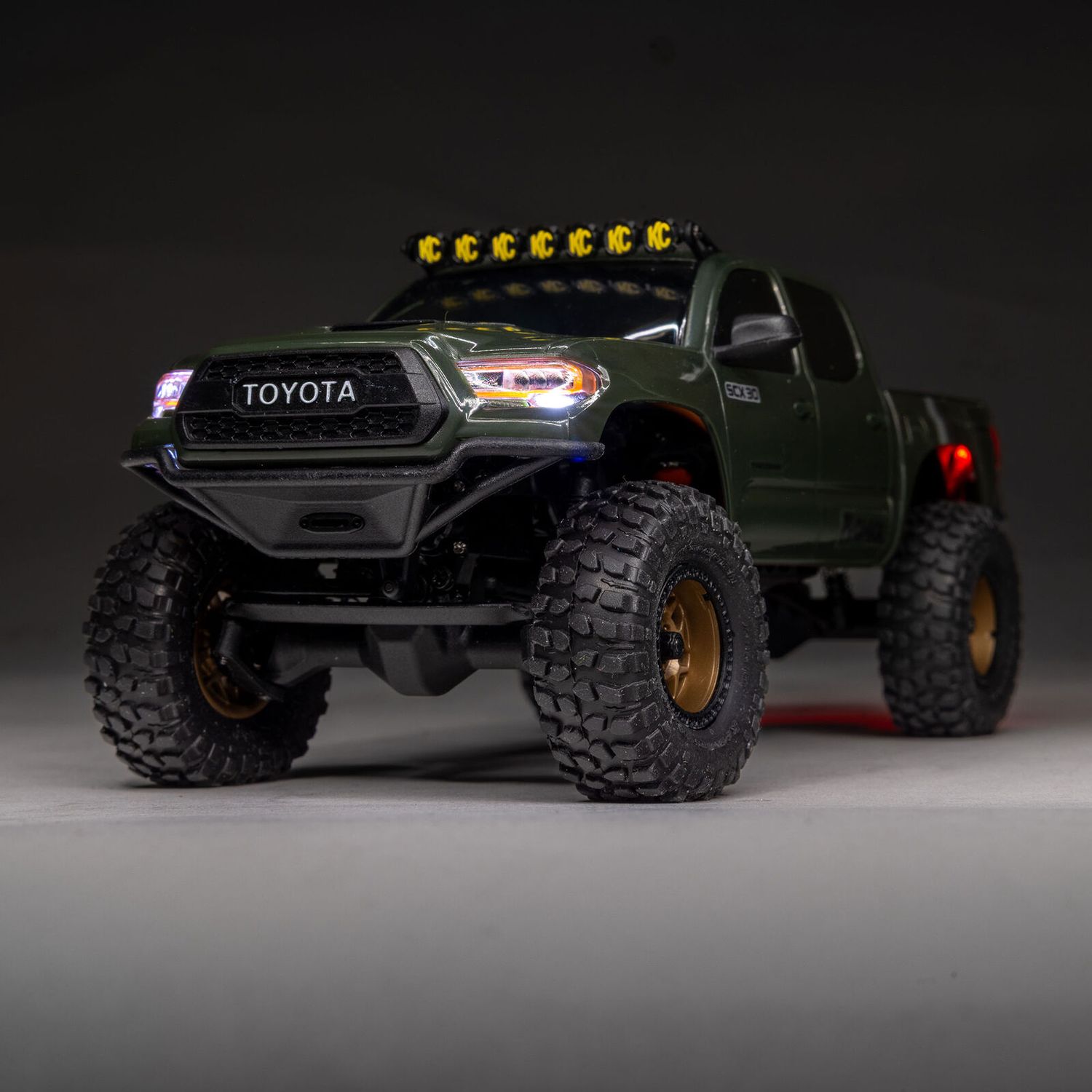 1/30 SCX30 Toyota Tacoma 4X4 RTR Brushed Rock Crawler (Battery &amp; Charger Included), Extreme Off-Road