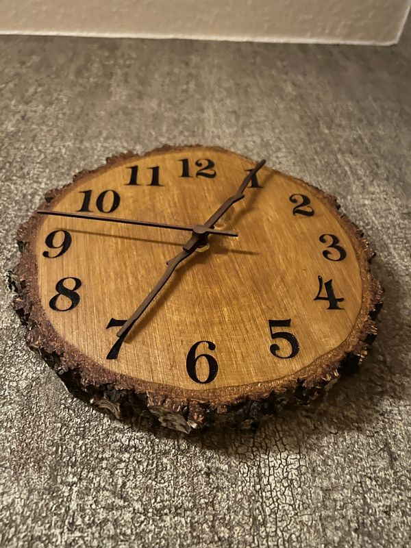 UHR WANDUHR HOLZUHR BAUMSCHEIBE Echtholz Birke UNIKAT