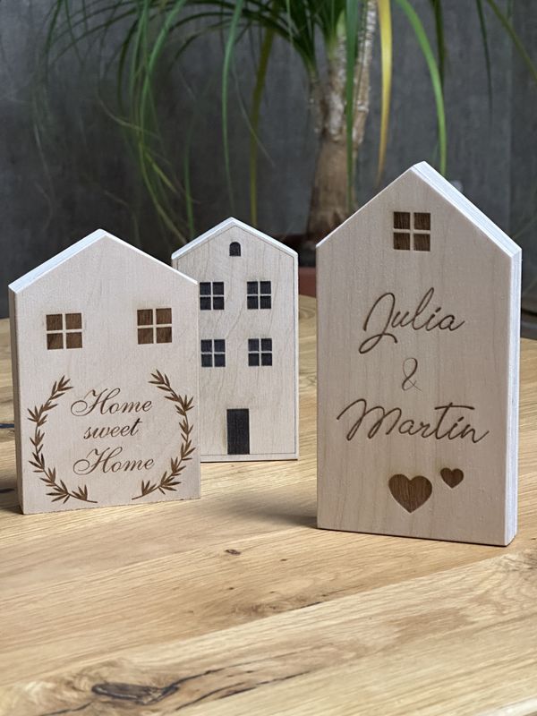 Deko Haus Blockhaus aus Holz mit Wunschgravur