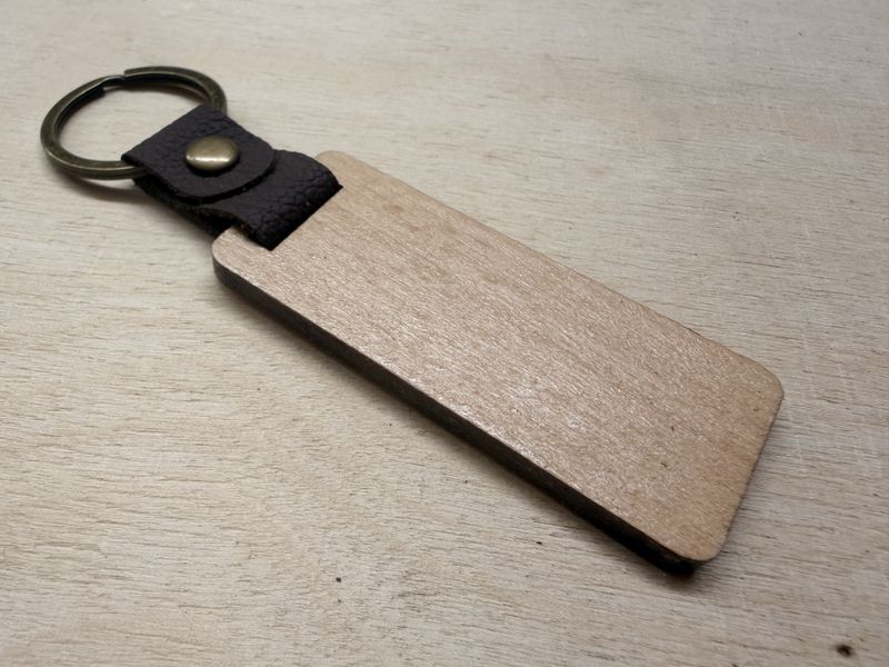 Schlüsselanhänger aus Holz