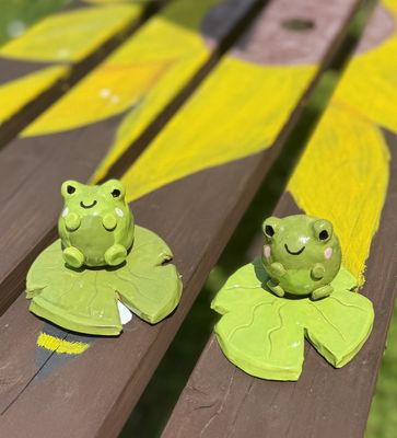 Craft with Clay: Fabulous Frog on a Lilypad