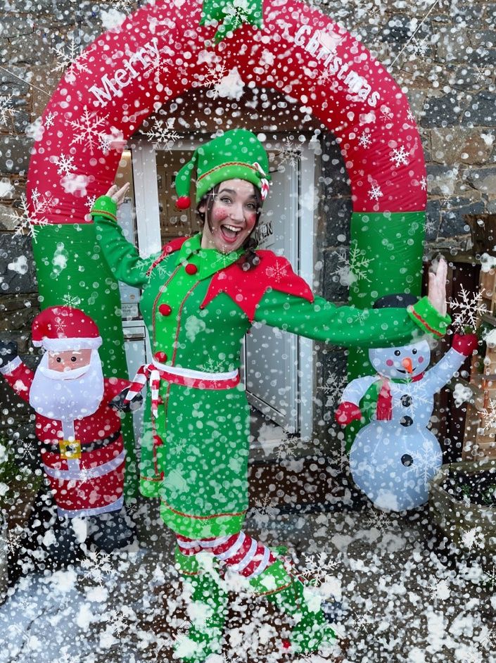 Christmas Bauble Painting Experience - Sunday 14th December, 4-5pm